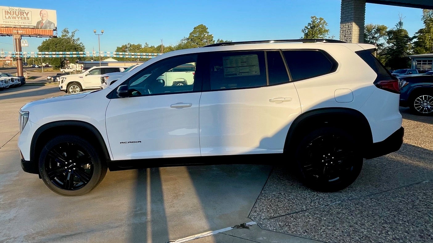2026 GMC Acadia — detail view